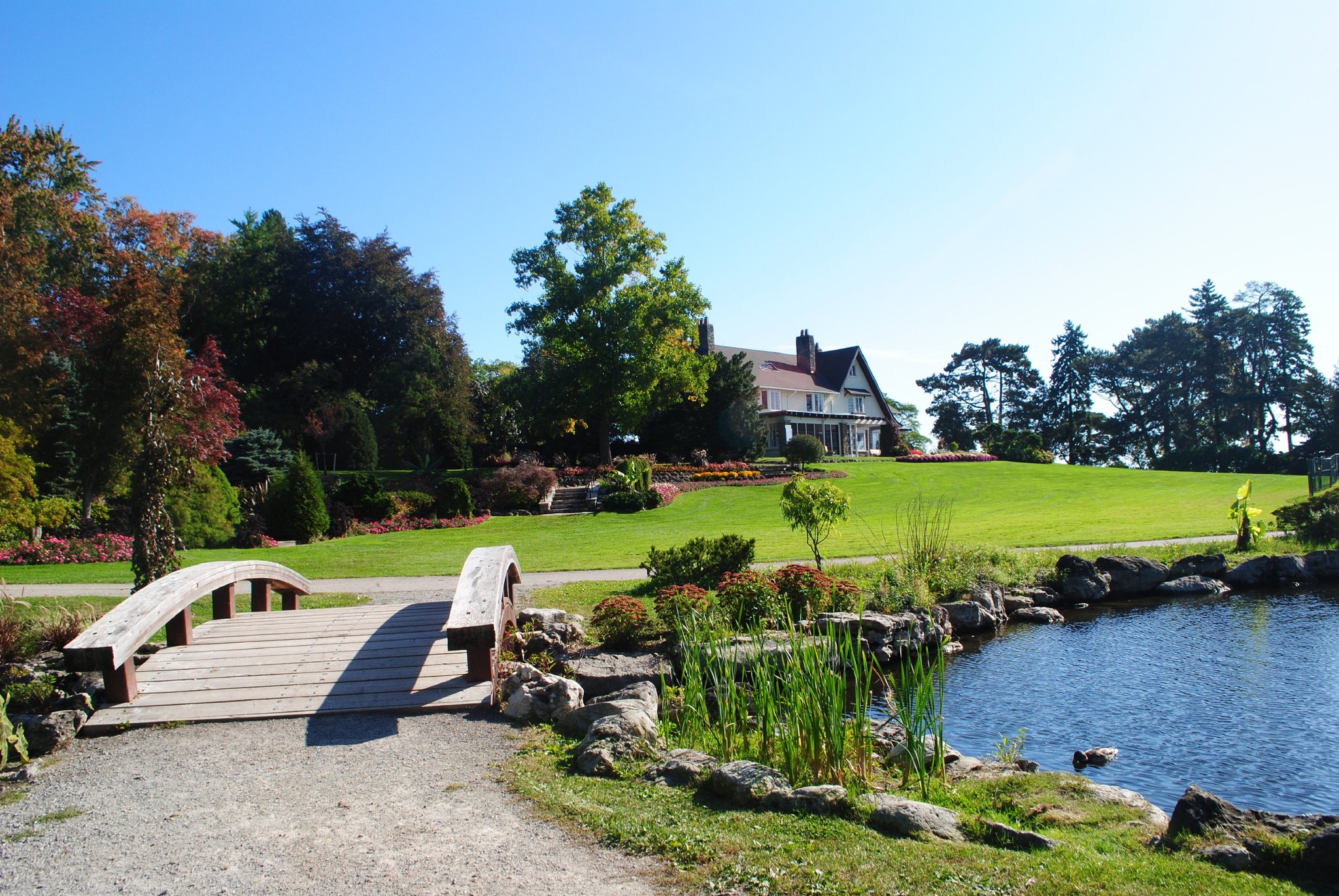 Images Holiday Inn & Suites Oakville @ Bronte by IHG