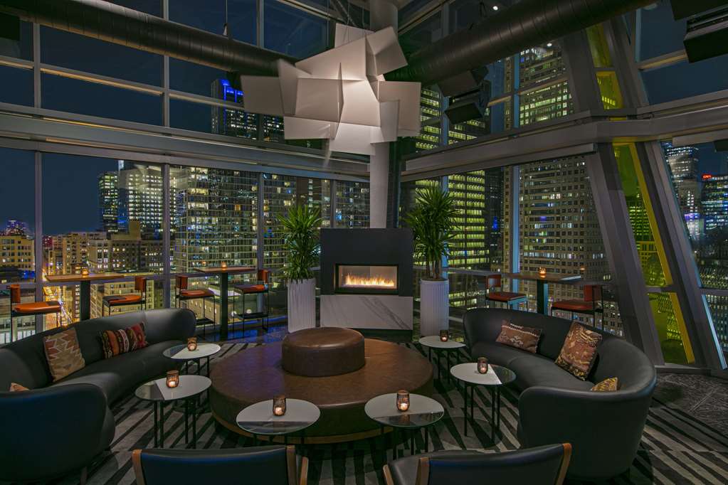 theWit Chicago, a Hilton Hotel