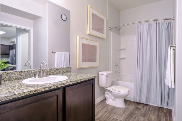 Images South Blvd Apartments