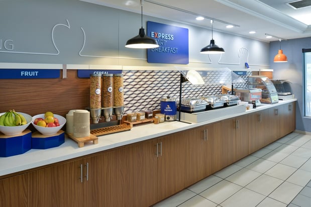 Images Holiday Inn Express Lewisburg/New Columbia by IHG