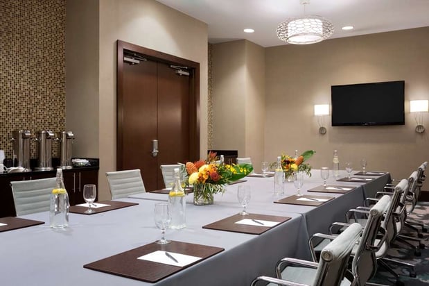Images Embassy Suites by Hilton Denver Downtown Convention Center