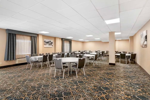 Images Best Western Plus Landmark Inn