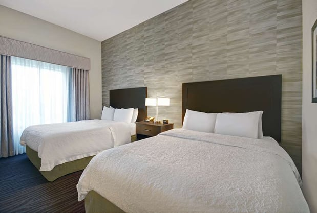 Images Hampton Inn & Suites Robbinsville