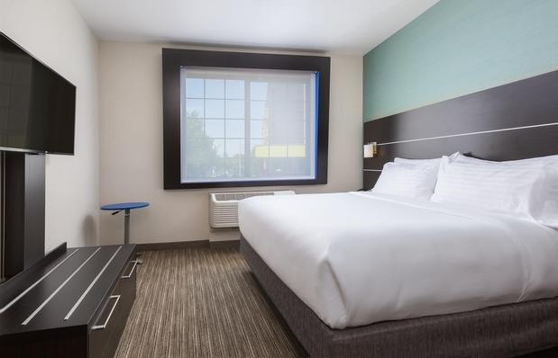 Images Holiday Inn Express & Suites Eugene Downtown - University by IHG