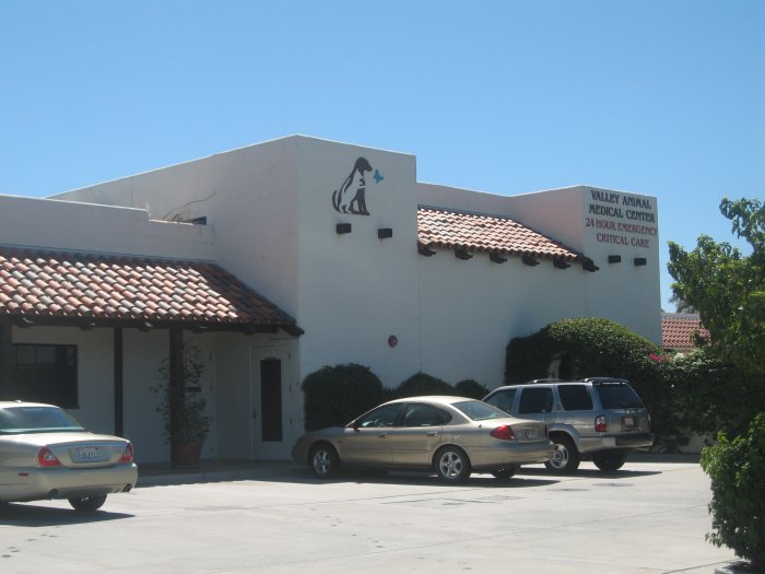 VCA Valley Animal Medical Center Indio (760)609-0836