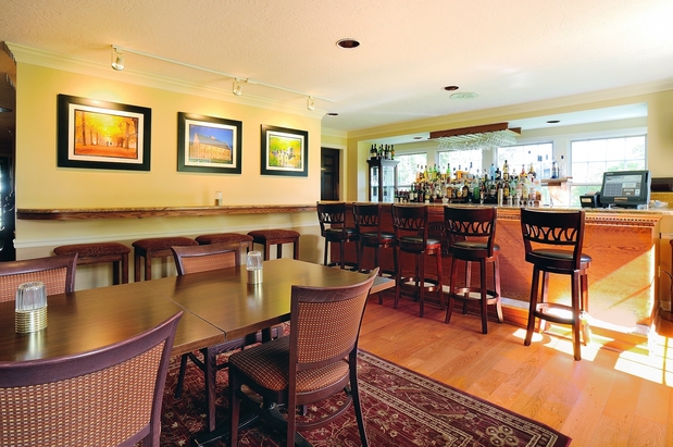 Images Kenyon Inn & Restaurant