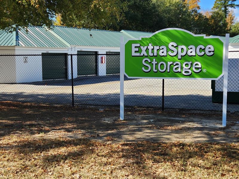 Images Extra Space Storage