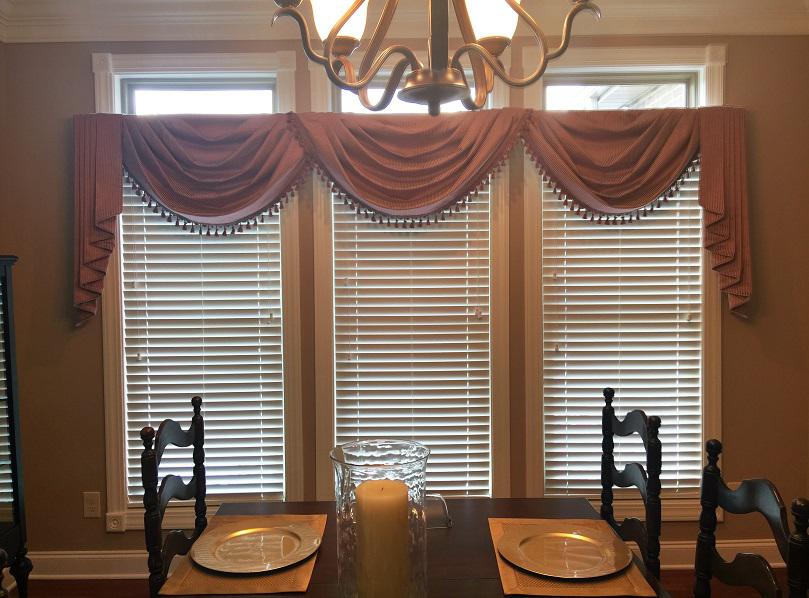 Add grandeur to your dining room with our beautiful Wood Blinds and Custom Valance. We truly can’t t Budget Blinds of Knoxville & Maryville Knoxville (865)588-3377