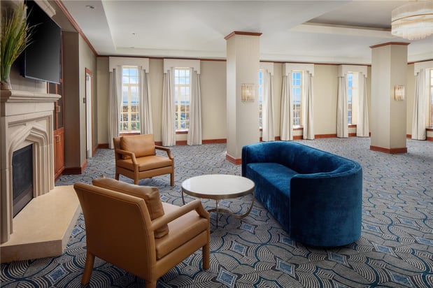 Images Skirvin Oklahoma City, a Hilton Hotel