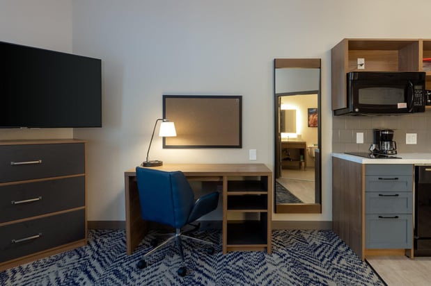 Images Candlewood Suites Enterprise by IHG