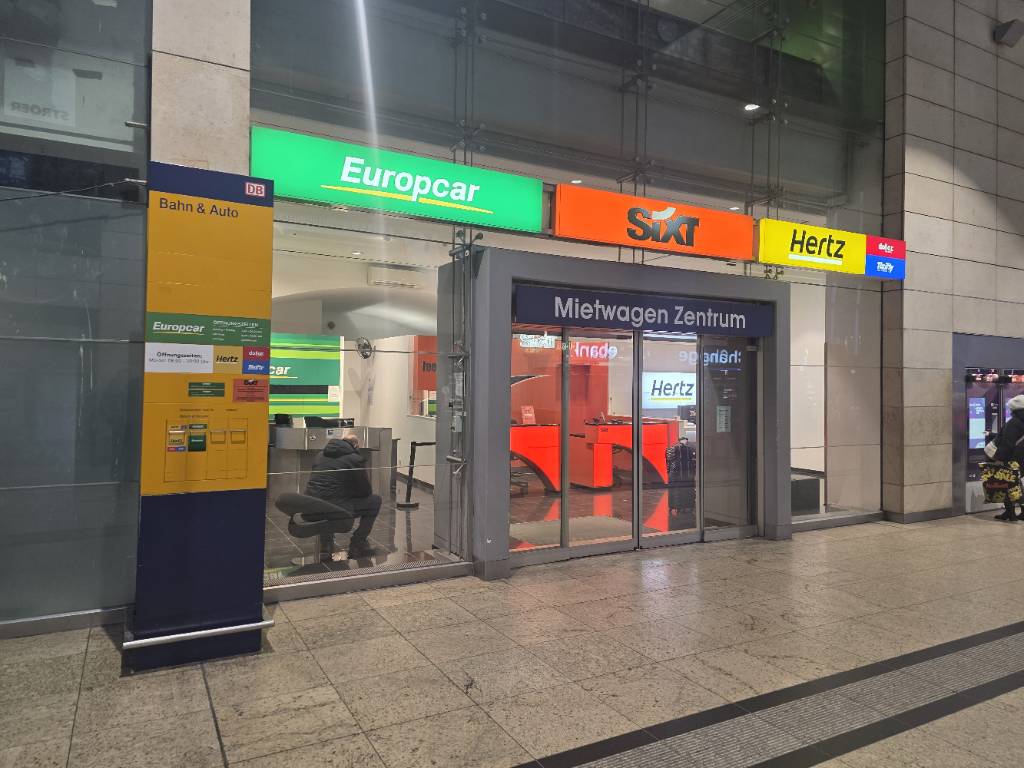 SIXT Autovermietung Köln Hauptbahnhof, Trankgasse 11 im Hbf in Köln
