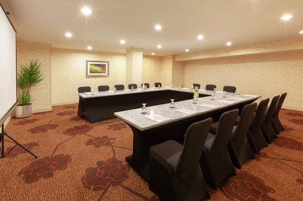 Images Hilton Garden Inn Pittsburgh University Place