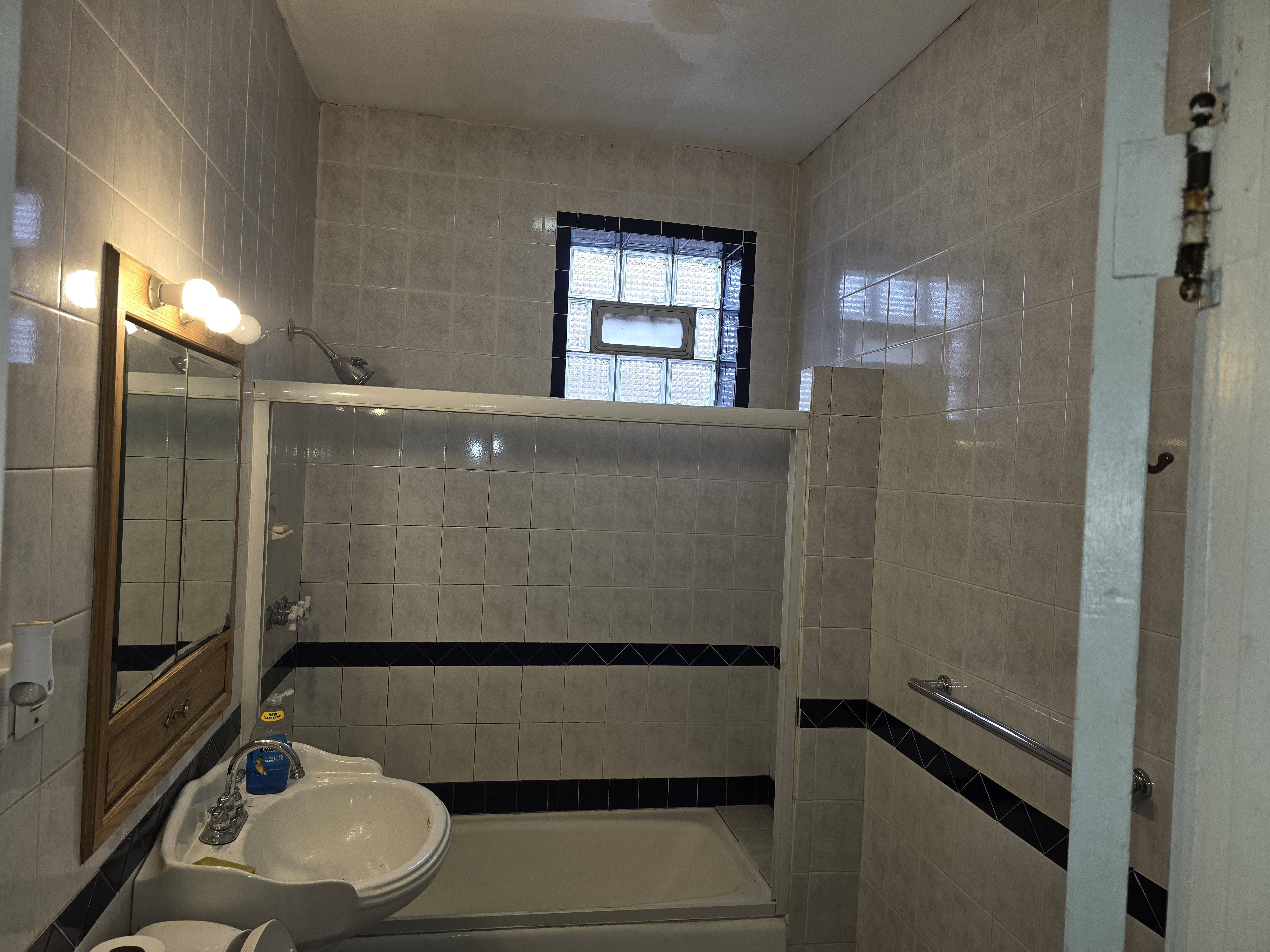 R.R. Riveros Remodeling