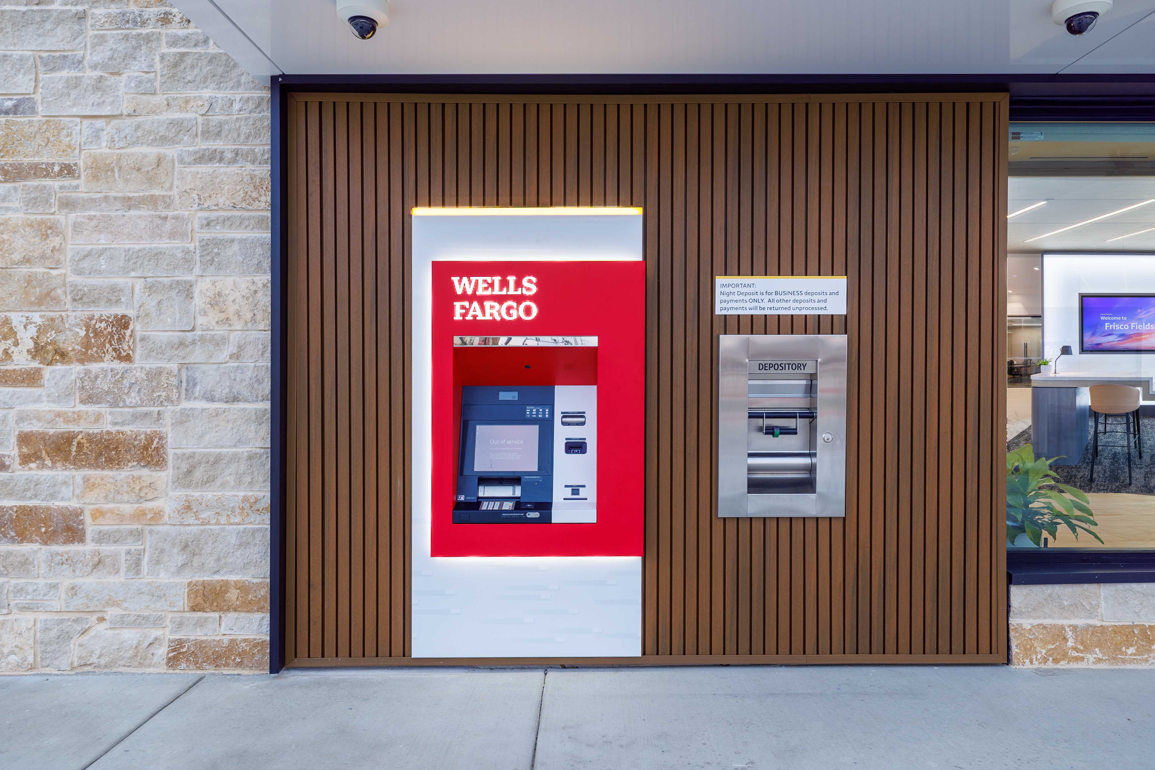 Wells Fargo Bank Image