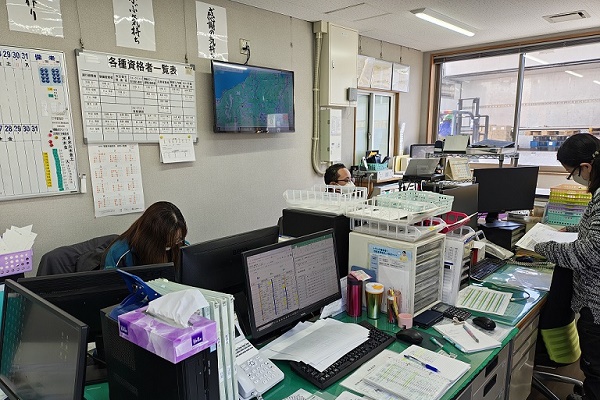 Images 松代運輸株式会社