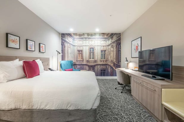 Images Hilton Garden Inn Wichita Downtown