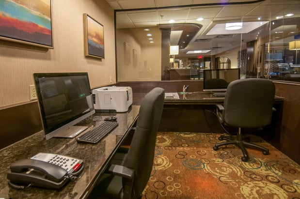 Images Holiday Inn Express & Suites Houston North InterContinental by IHG