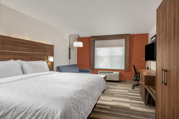 Images Holiday Inn Express Chapel Hill by IHG