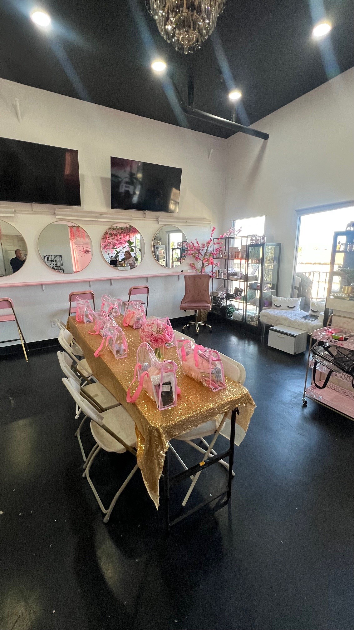 Bella Suite - Business development support