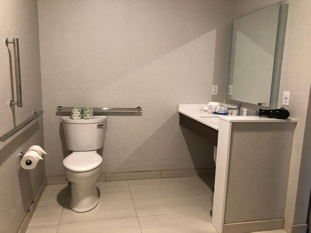 Images Holiday Inn Express & Suites Madison West - Middleton by IHG