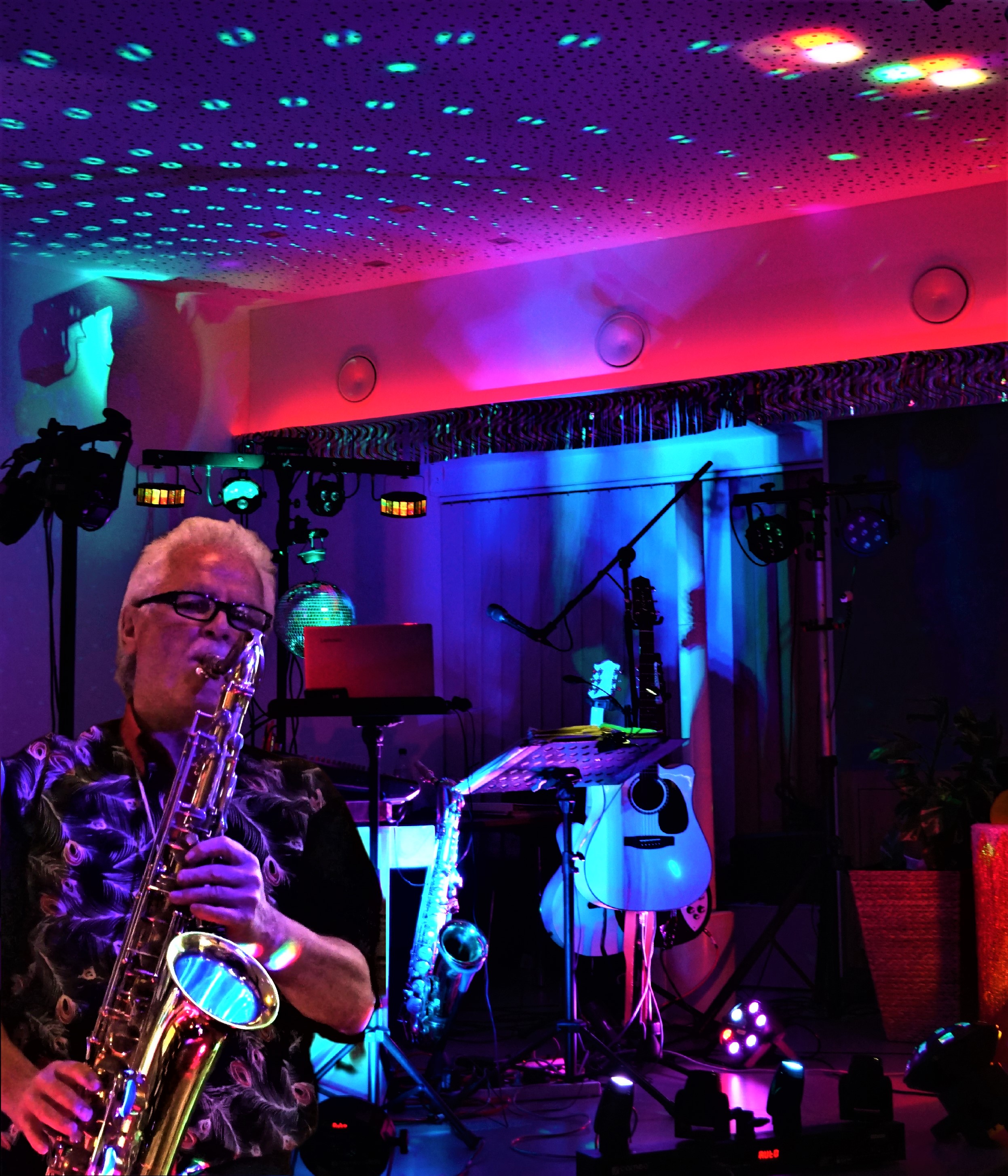 Mr.Sax & Guitar, Badstr. 11 in Gornsdorf