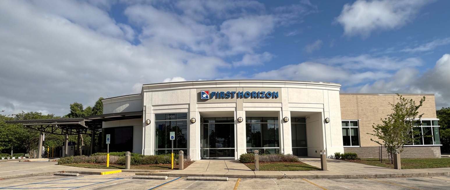 First Horizon Bank - Harvey, LA - Manhattan Blvd.