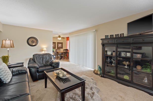 Images The Oaks at Prairie View