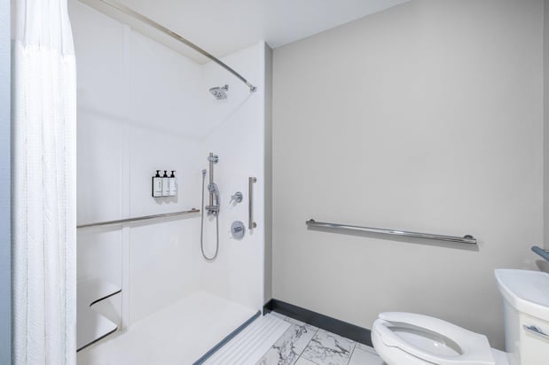 Images Crowne Plaza Kearney by IHG