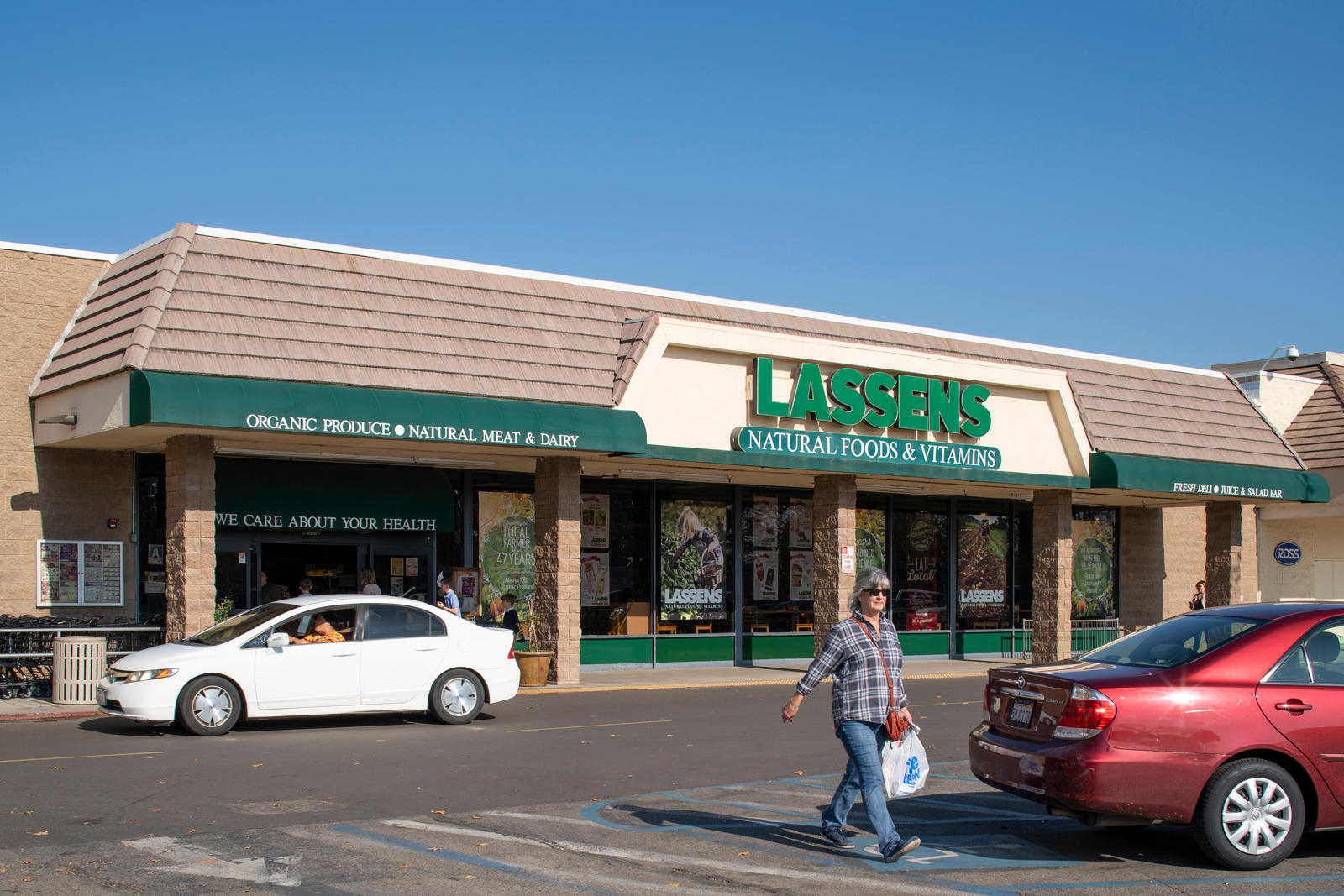 Lassens Natural Foods & Vitamins at Bakersfield Plaza Shopping Center