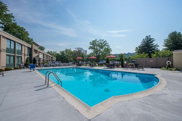 Images Hotel MTK Mount Kisco