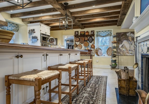 Images Hellings Kitchens & Baths