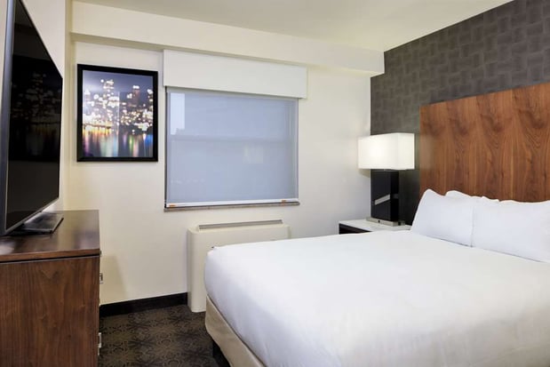 Images DoubleTree by Hilton Hotel & Suites Pittsburgh Downtown