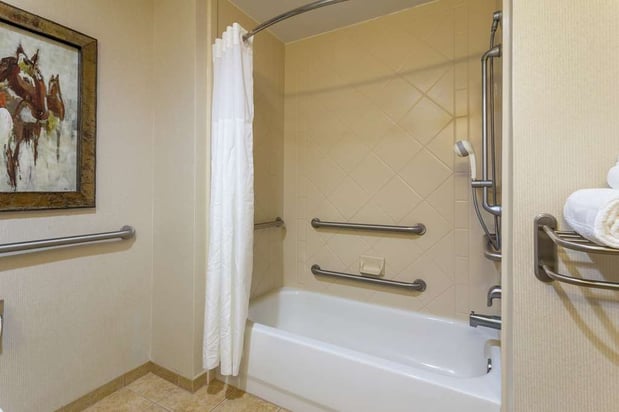 Images Hampton Inn & Suites Wellington