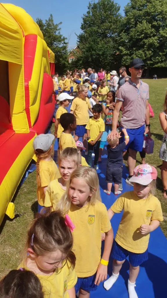 Images Top Banana Bouncy Castles
