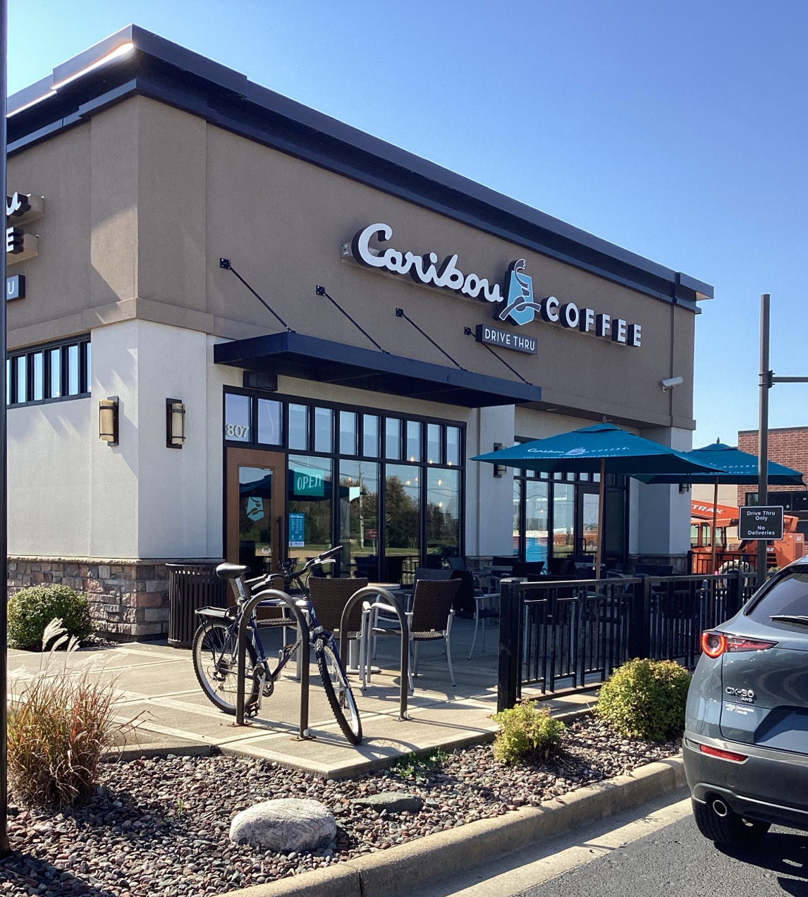 Storefront of the Caribou Coffee at 807 W Clairemont Avenue in Eau Claire