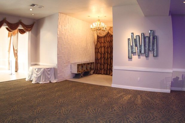 Images Renaissance at the Gables