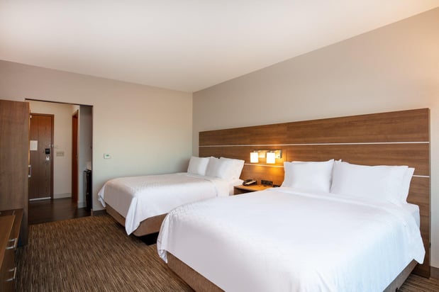 Images Holiday Inn Express & Suites Beloit by IHG