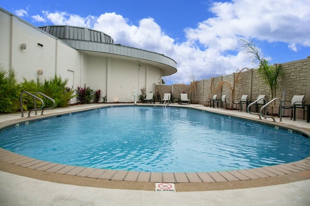 Images Holiday Inn New Orleans West Bank Tower by IHG
