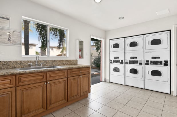 Images Parthenia Terrace Apartments