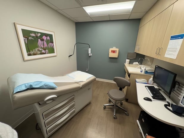 Images Allina Health United Women's Health Clinic