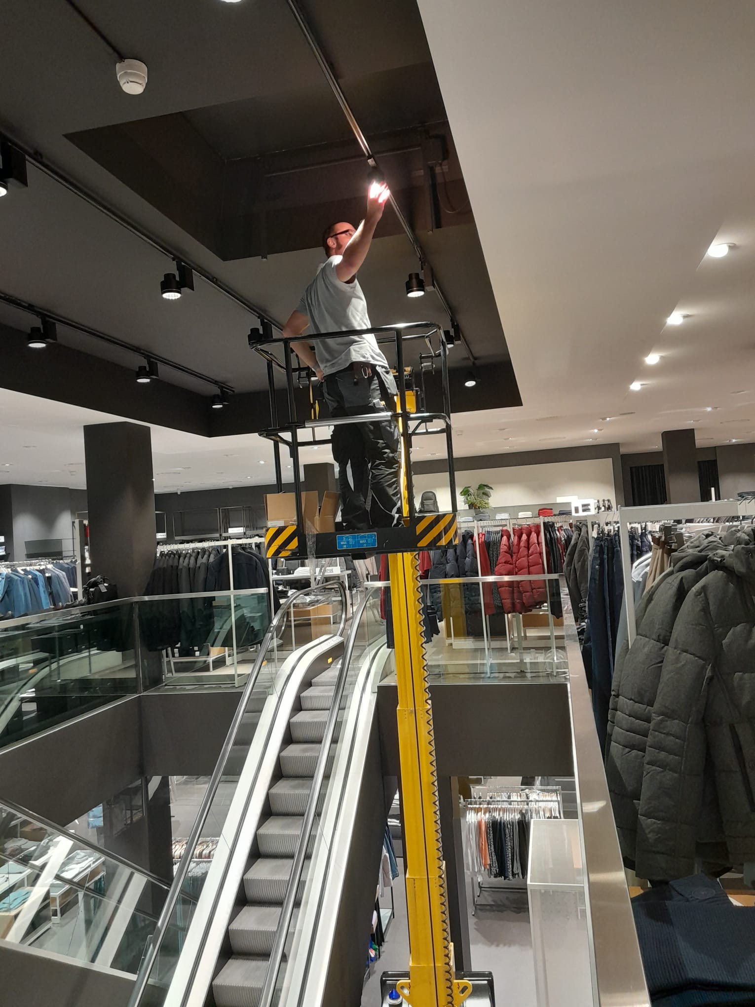 Bilder Lux Solutions GmbH
