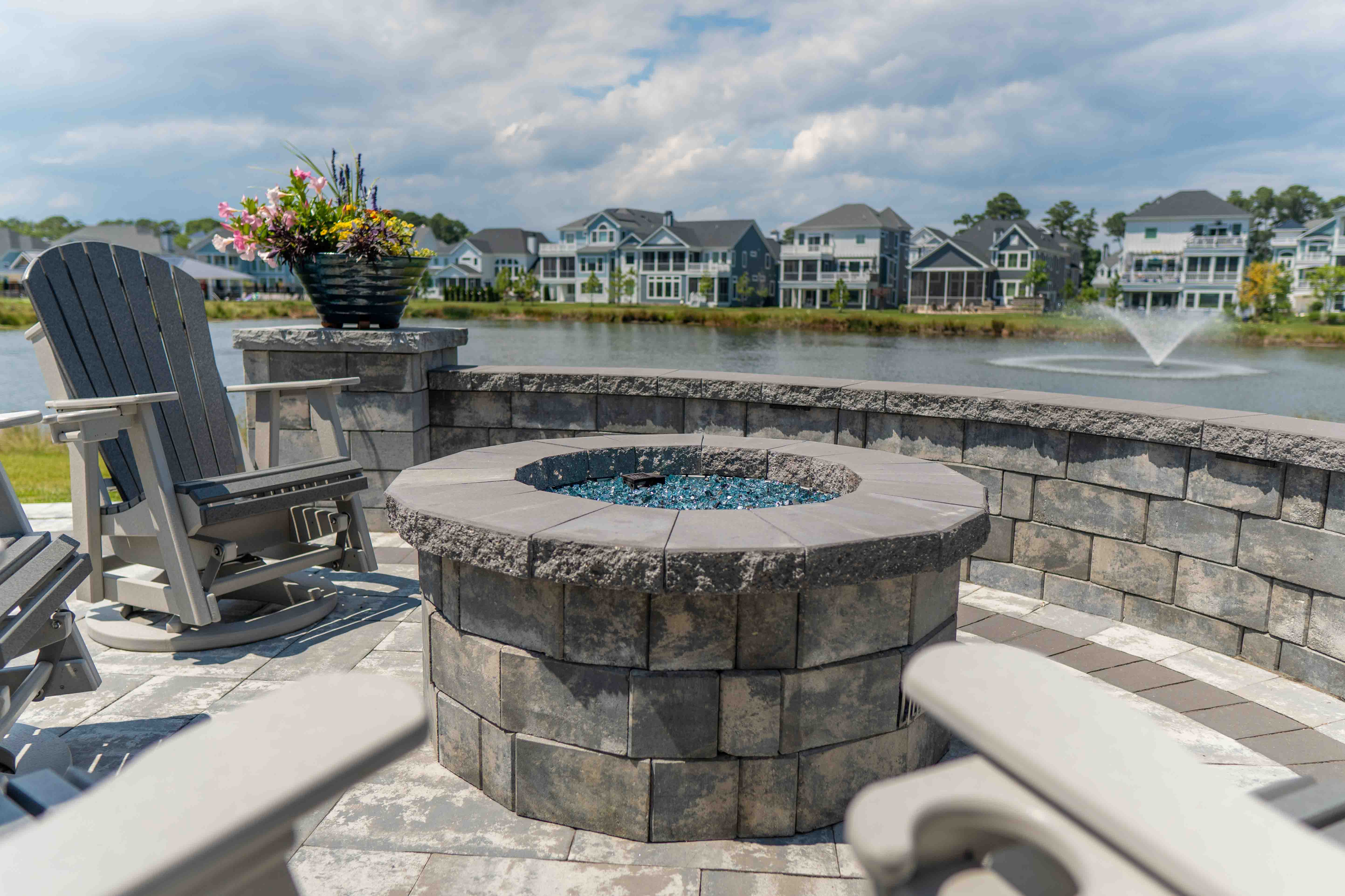 Elevate your outdoor space with our expertly crafted paver patios. Enjoy the perfect blend of durability, beauty, and versatility as you create a stunning foundation for your outdoor gatherings and relaxation.