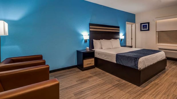 Images SureStay Plus by Best Western Humble