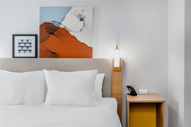 Images Spark by Hilton Sheridan