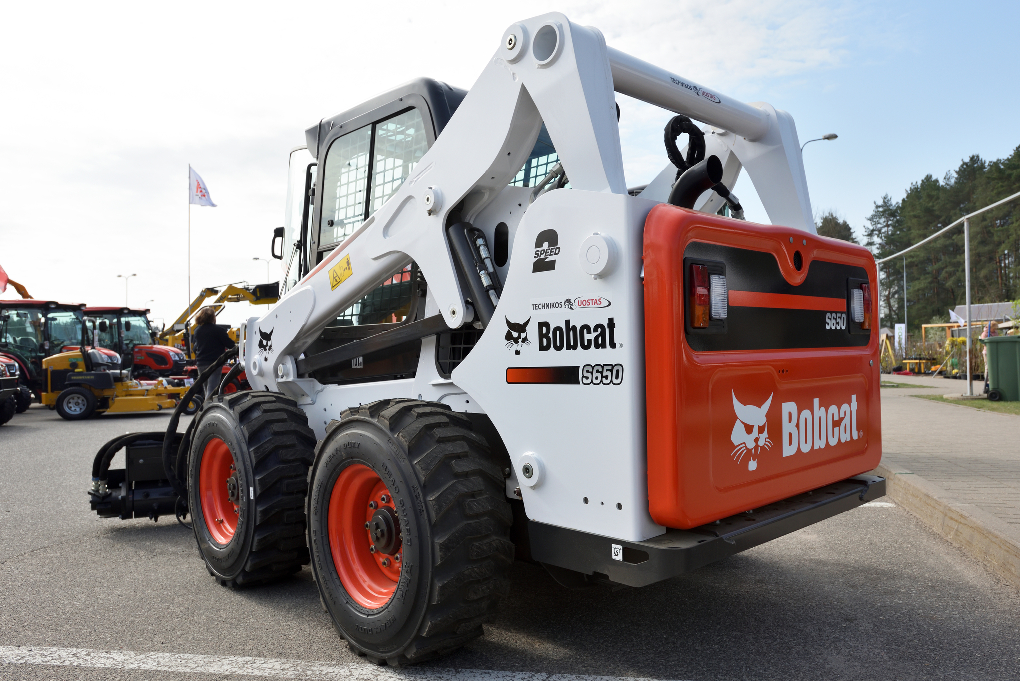Essie's Hauling & Bobcat Work LLC