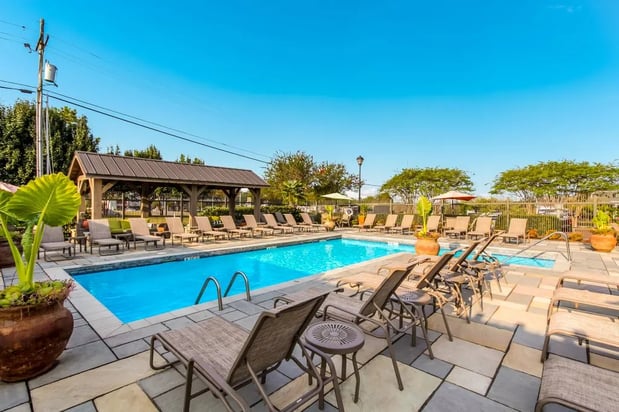 Images Highpointe Apartment Homes