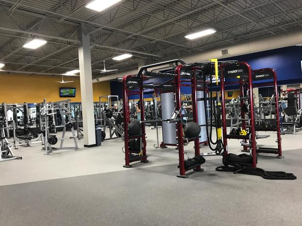 Images Club Fitness - St. Charles