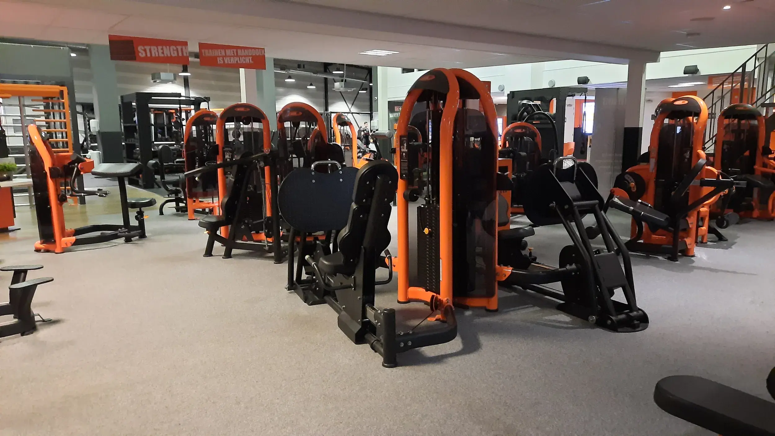 Foto's Basic-Fit 24/7