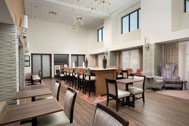 Images Hampton Inn & Suites San Antonio Lackland AFB SeaWorld