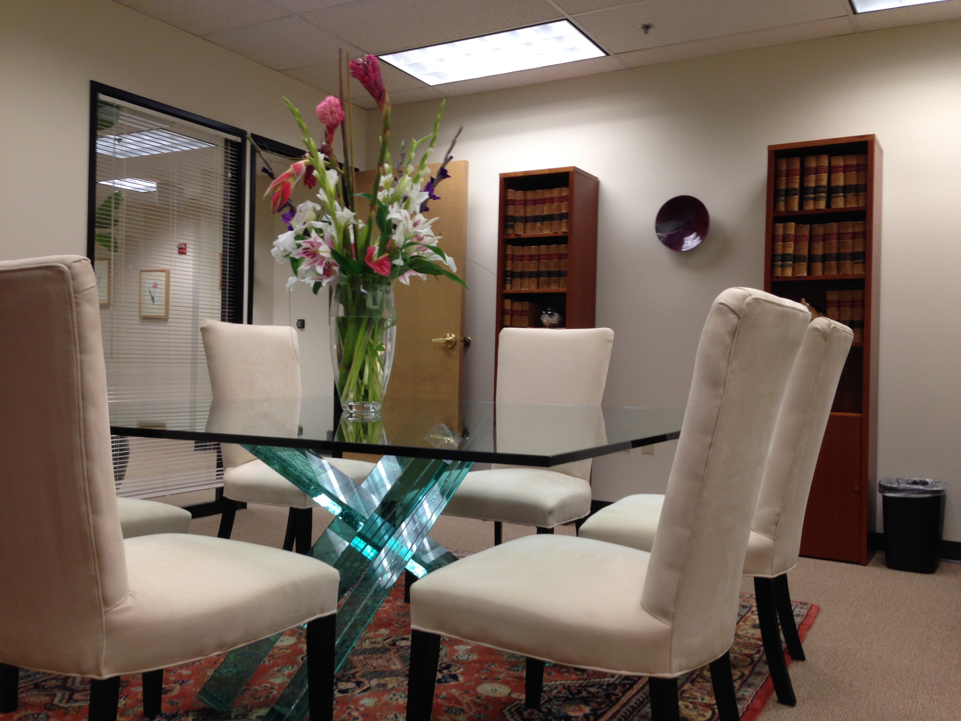 The conference room at Bier Family Law, where many divorces are settled through mediation.